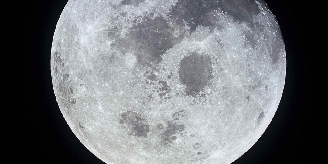 https://basilandpercy.com/wp-content/uploads/2015/10/moon_09-1080x540.jpg